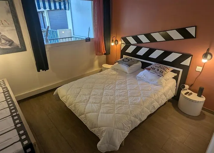 Chic Cinema In * Cannes