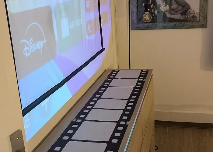 Apartment Chic Cinema In *